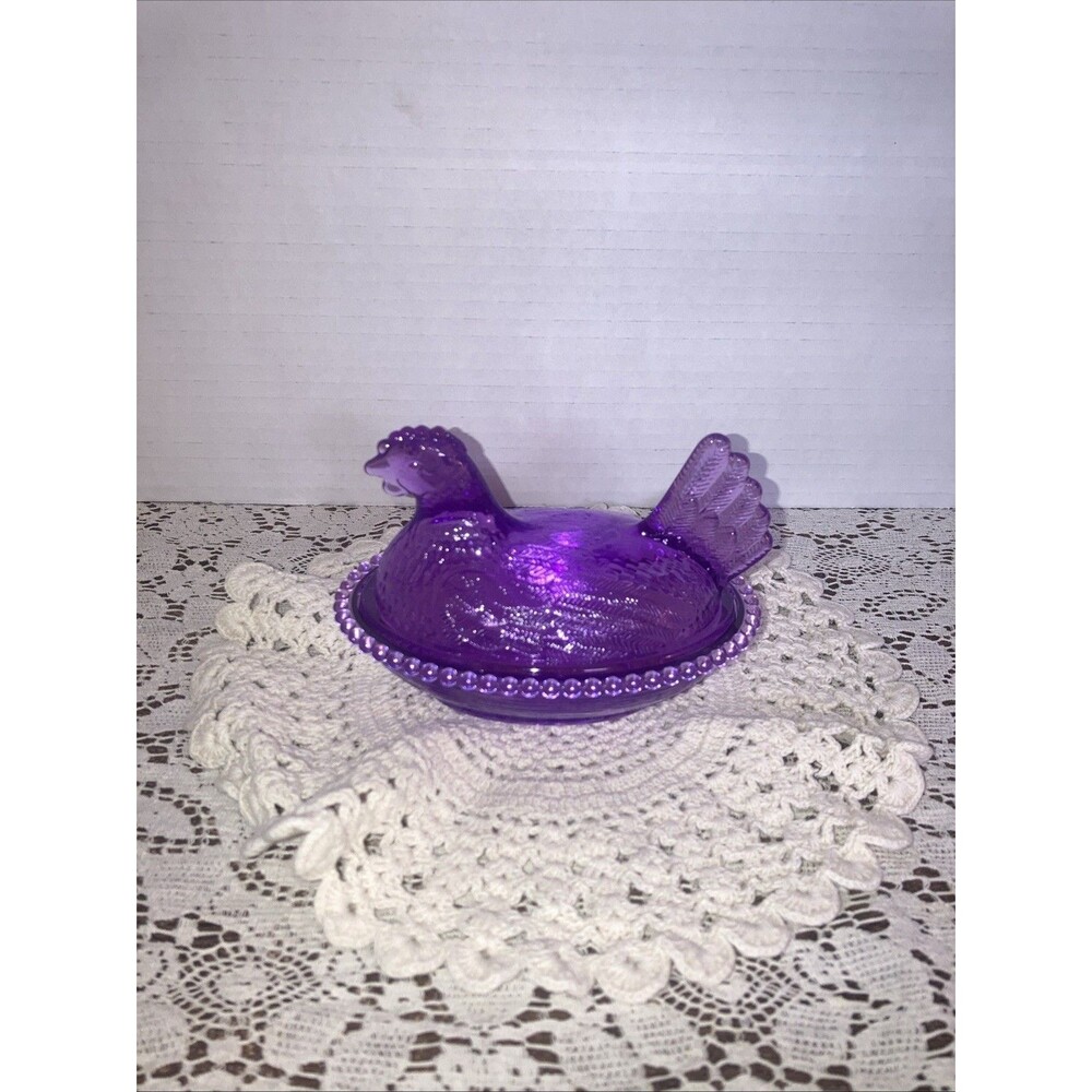 Hen on Nest Chicken Candy Dish 4-3/4 in Indiana Style Acrylic Plastic Purple